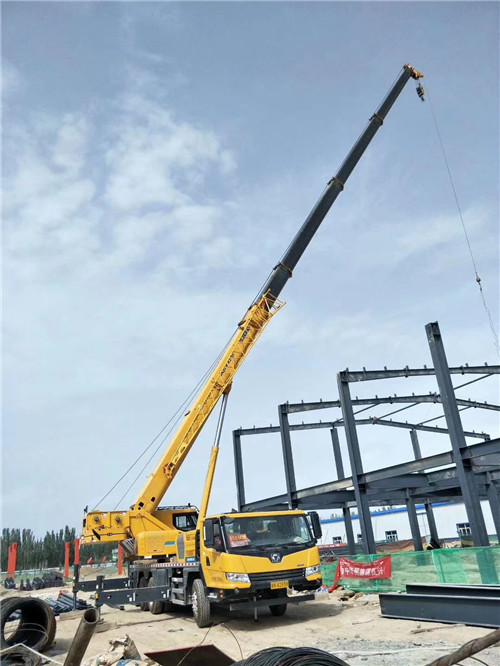 海棠区超高层建筑钢结构吊装案例